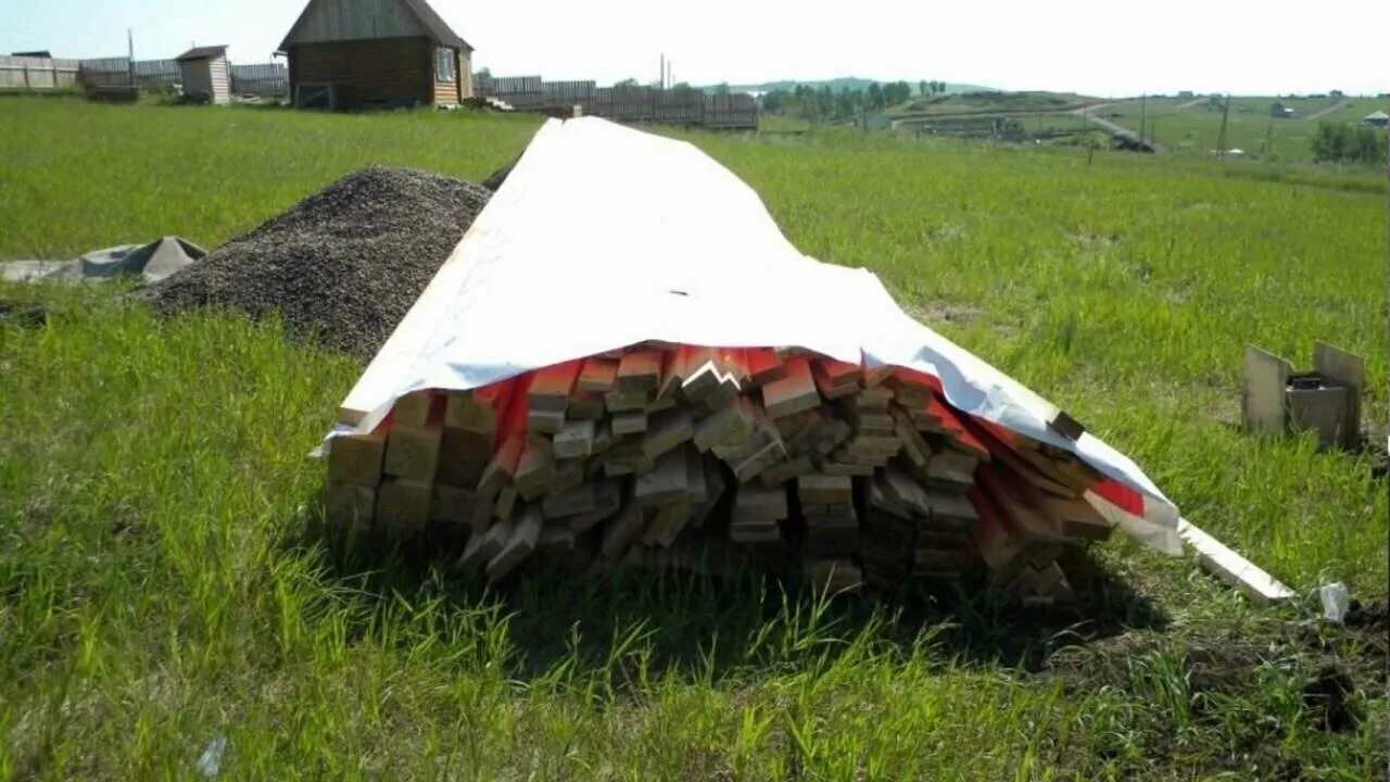 Баннеры в архангельске. Баннер б/у. Баннер на тент. Сено накрытое тентом. Укрыть строительные материалы.