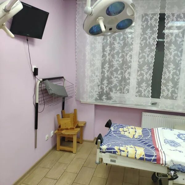 Перинатальный центр екатеринбург комвузовская. Акушерский стационар 1 ул комвузовская 3. Перинатальный центр екатеринбург комвузовская. Роддом 10 в екатеринбурге на комвузовской. Комвузовская 3 екатеринбург роддом.