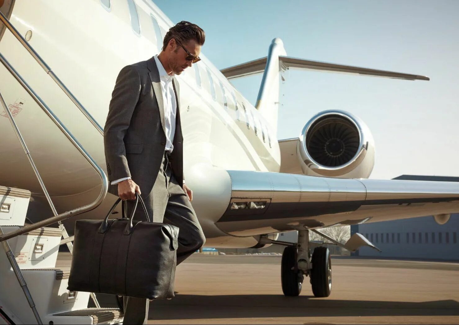 Богачи китая. Rich tourist. Богатая жизнь в китае. Rich tourist. Богатый путешественник.