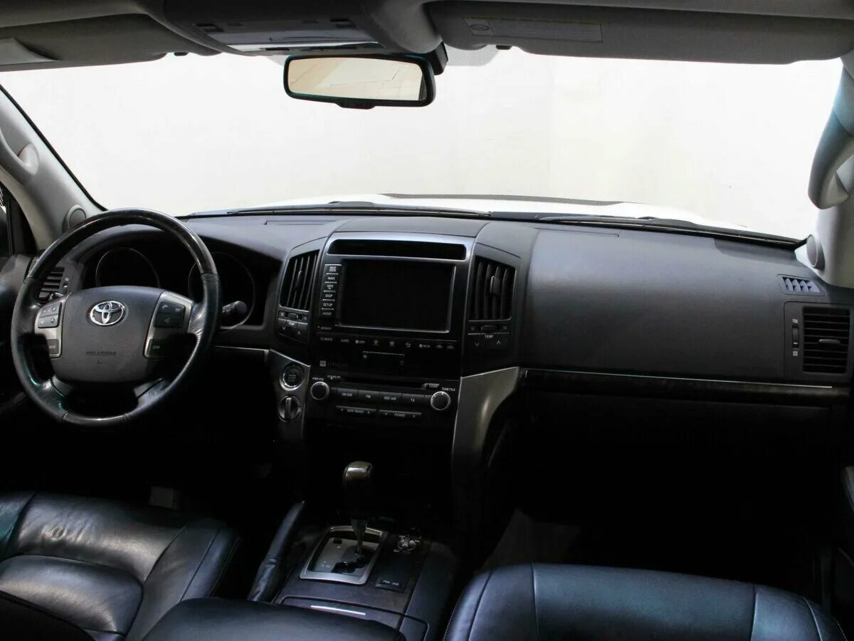 Toyota land cruiser 300 салон. Toyota land cruiser prado 150 комплектации. Land cruiser 300 2022. салон land cruiser 200 2007. 7.