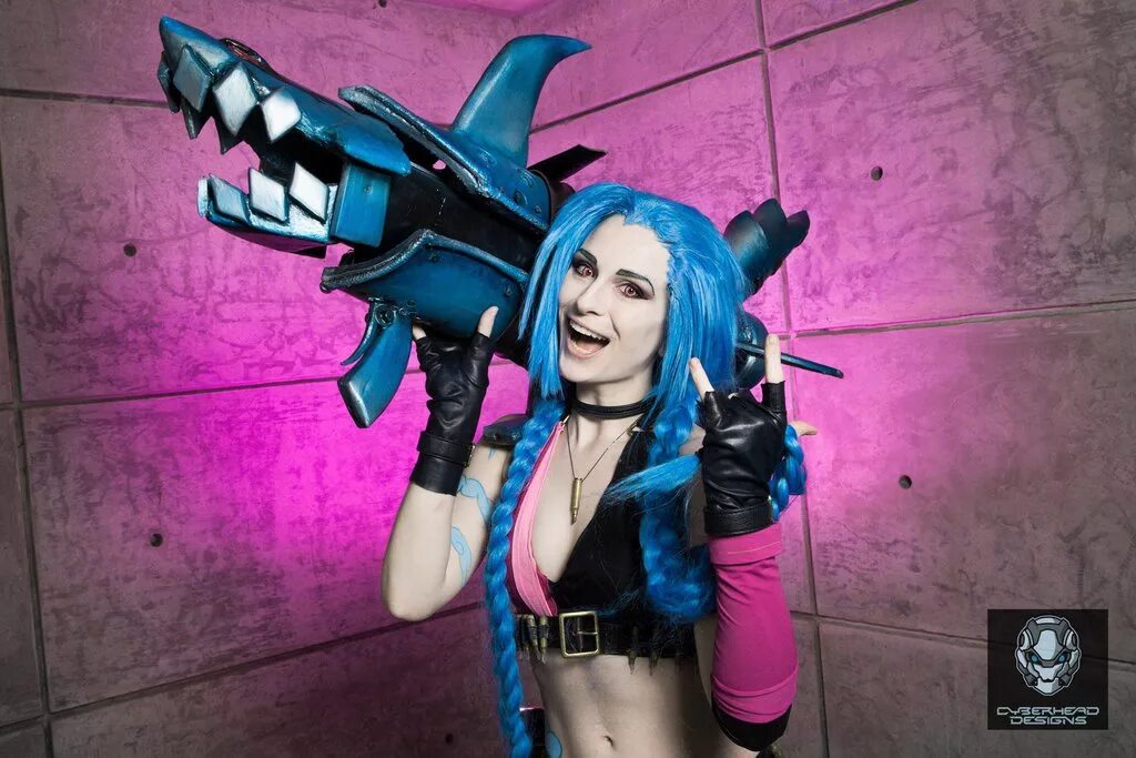 Jinx cosplay. Косплей Джинкс из League of Legends.