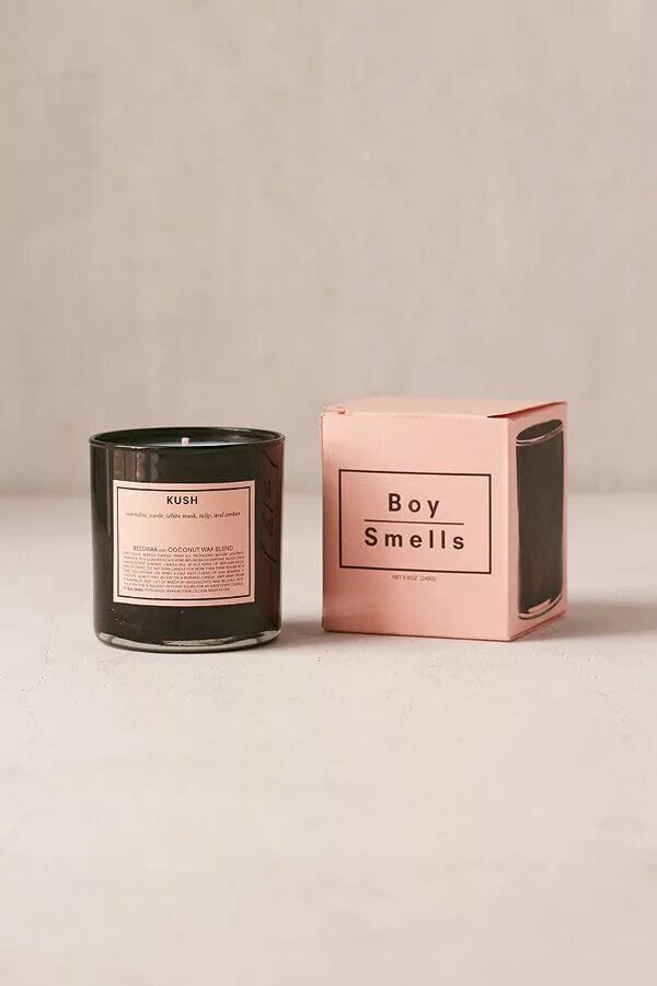 Boys smells. Дети рассматривают пионы. Boy smells свечи. Hinoki wood свеча. Sandalwood scented candle свеча.