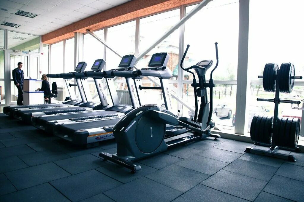 Nirvana спортклуб. Спортклуб курган нирвана. Нирвана курган тренажерный. Нирвана тренажерный зал. Nirvana спортклуб.