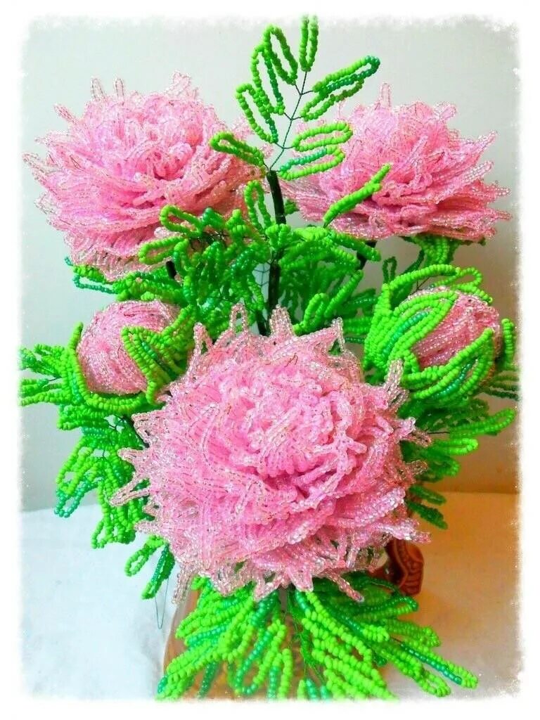 Пионы из бисера. Пион из бисера. Пионы из бисера. Композиция из пионов из бисера. Древовидный пион (цветок из бисера).