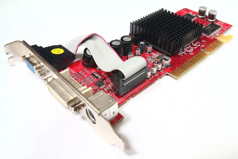 Установить видеокарту amd radeon. Ati r96le 128 mb. видеокарта ati r96. radeon 9550 128mb. видеокарта радеон 9550.