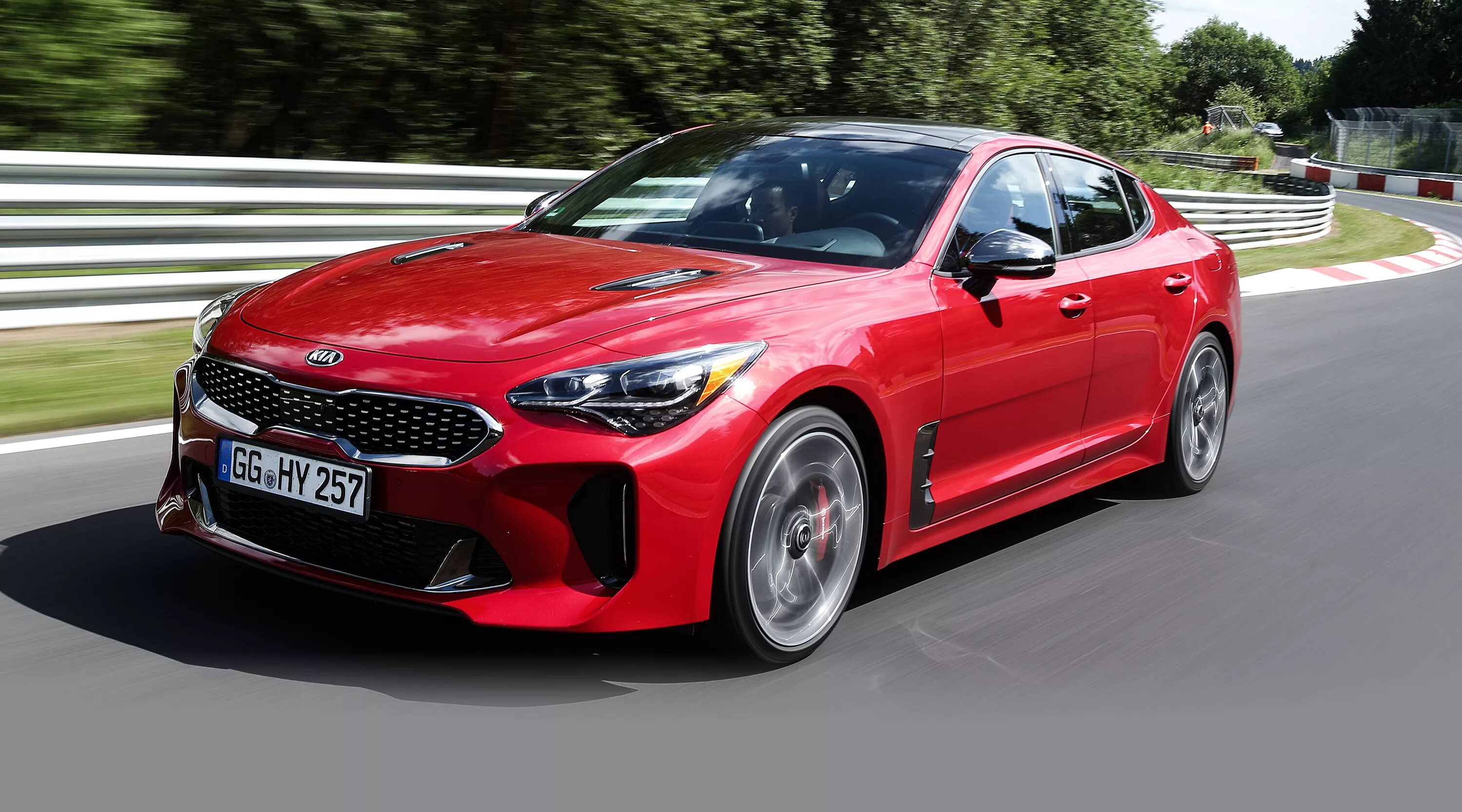 Kia Stinger gt 2022. Kia Stinger 2018. Kia Stinger 2023. Стингер машина 2022. Киа стингер 2022 характеристики