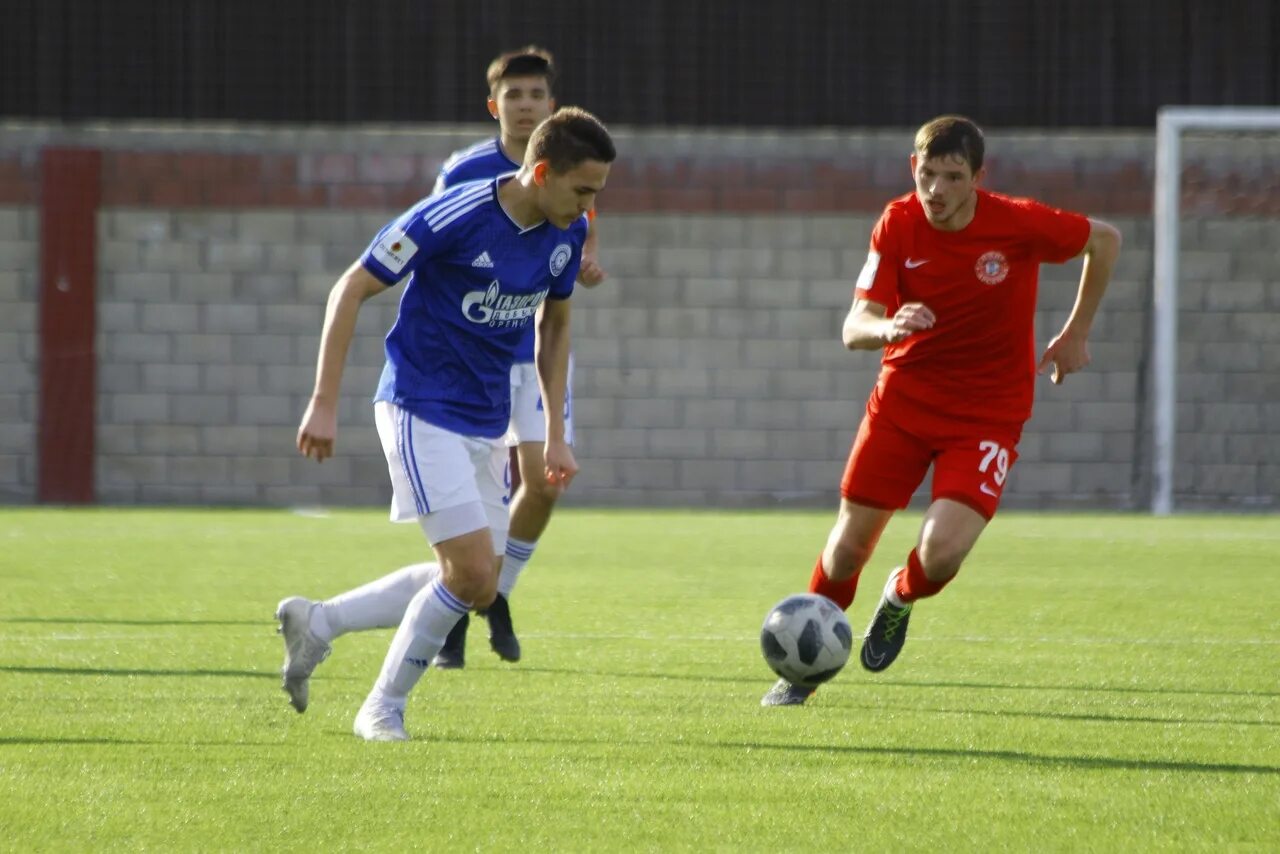 @lisuny2 orenburg. О2 оренбург. Динамо оренбург. Легкотур в оренбурге. Оренбург окрон.