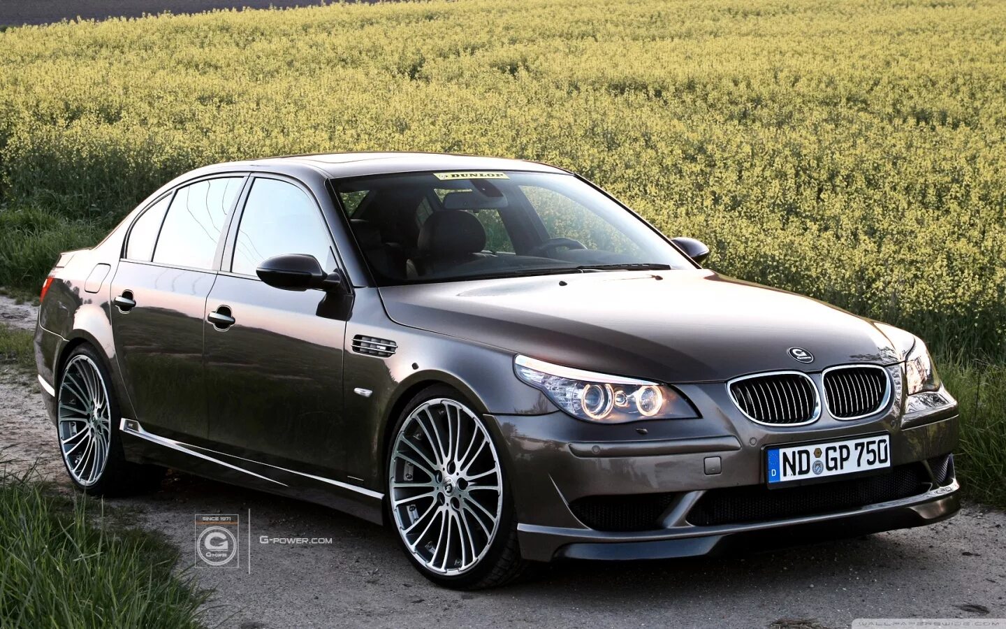 М5 на русский. BMW m5 e60. BMW e60 2005. БМВ 5 е60. БМВ м5 2006.