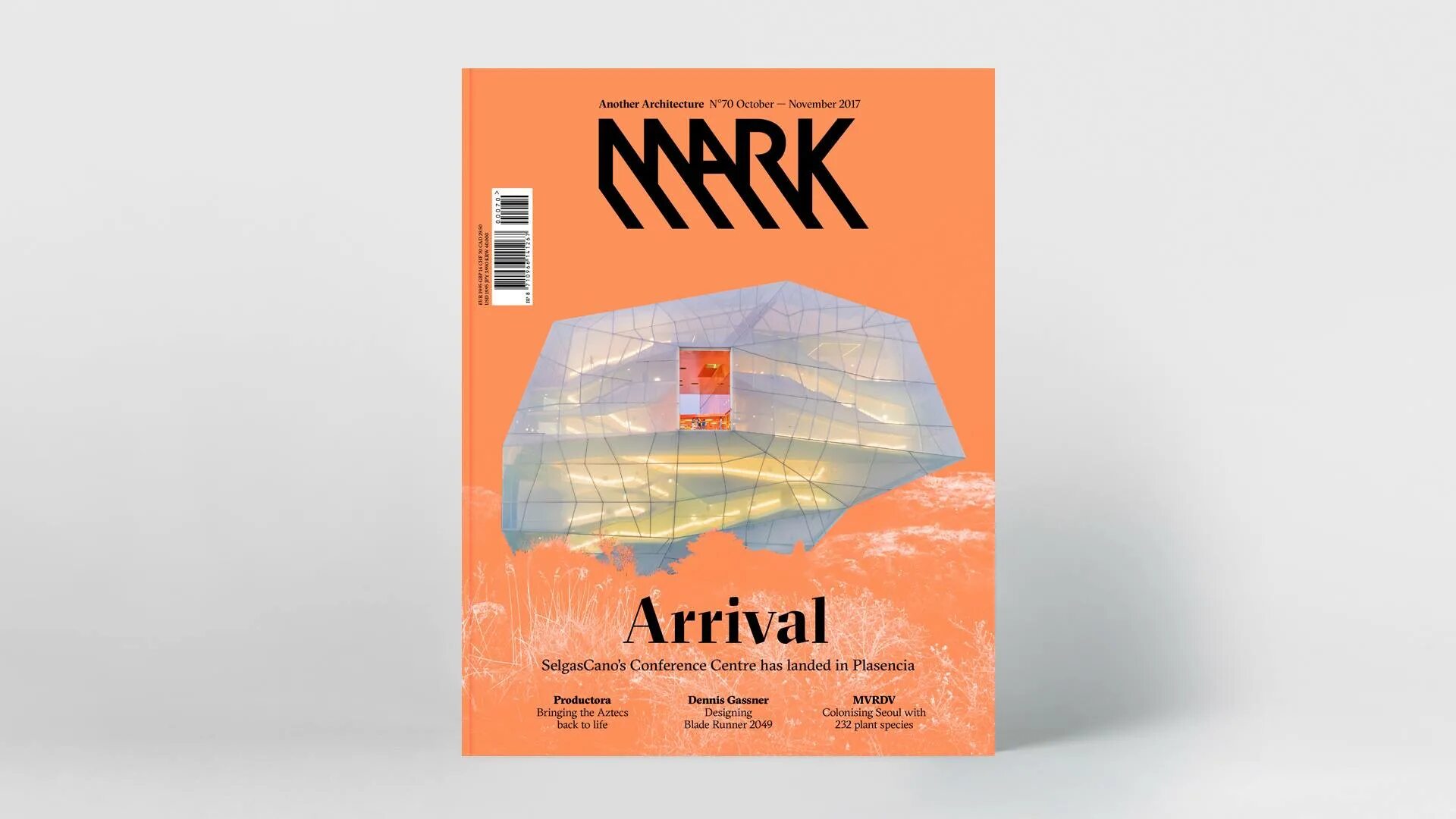 Mark magazine. Mark journal. Mark journal. Mark journal. в руке журнал архитектура фото.