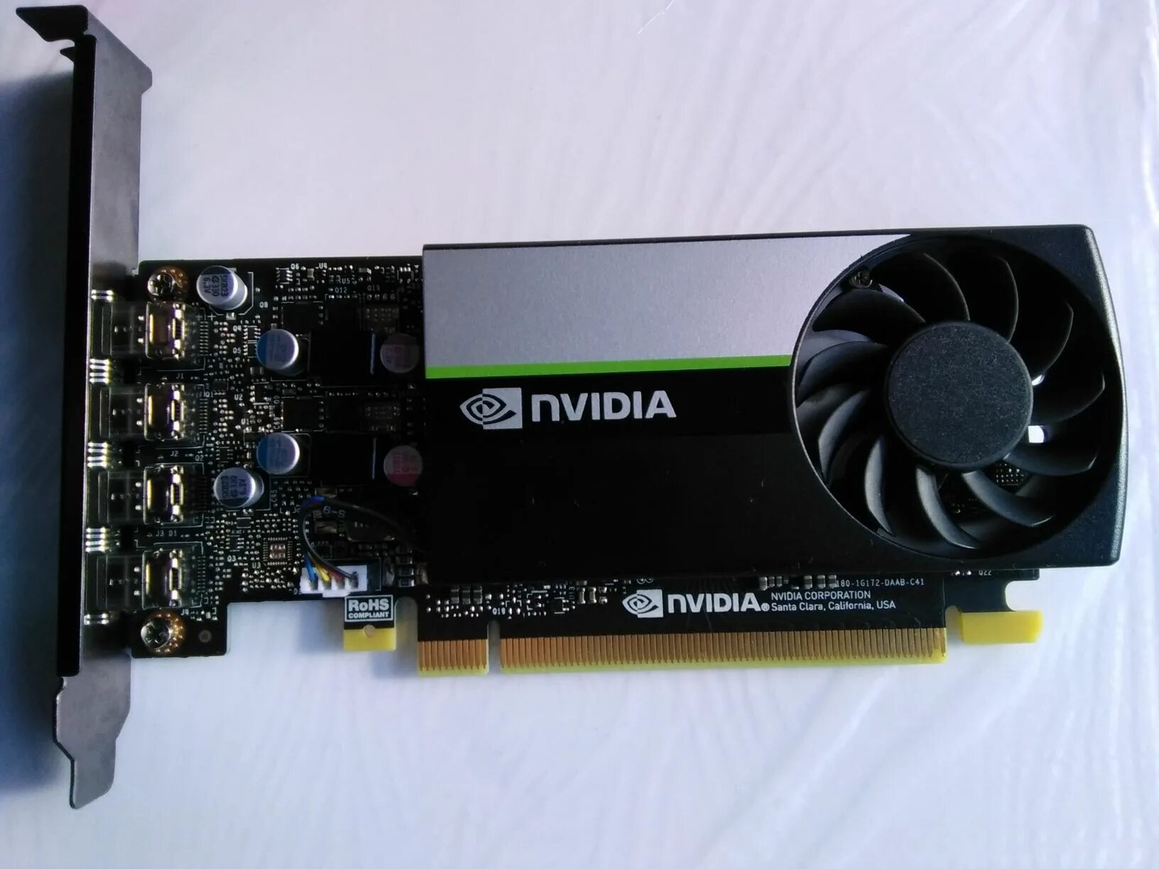 Quadro t600. NVIDIA t600 4gb. NVIDIA t400. NVIDIA t400 4gb.