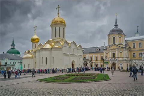 Храм троицы лавры