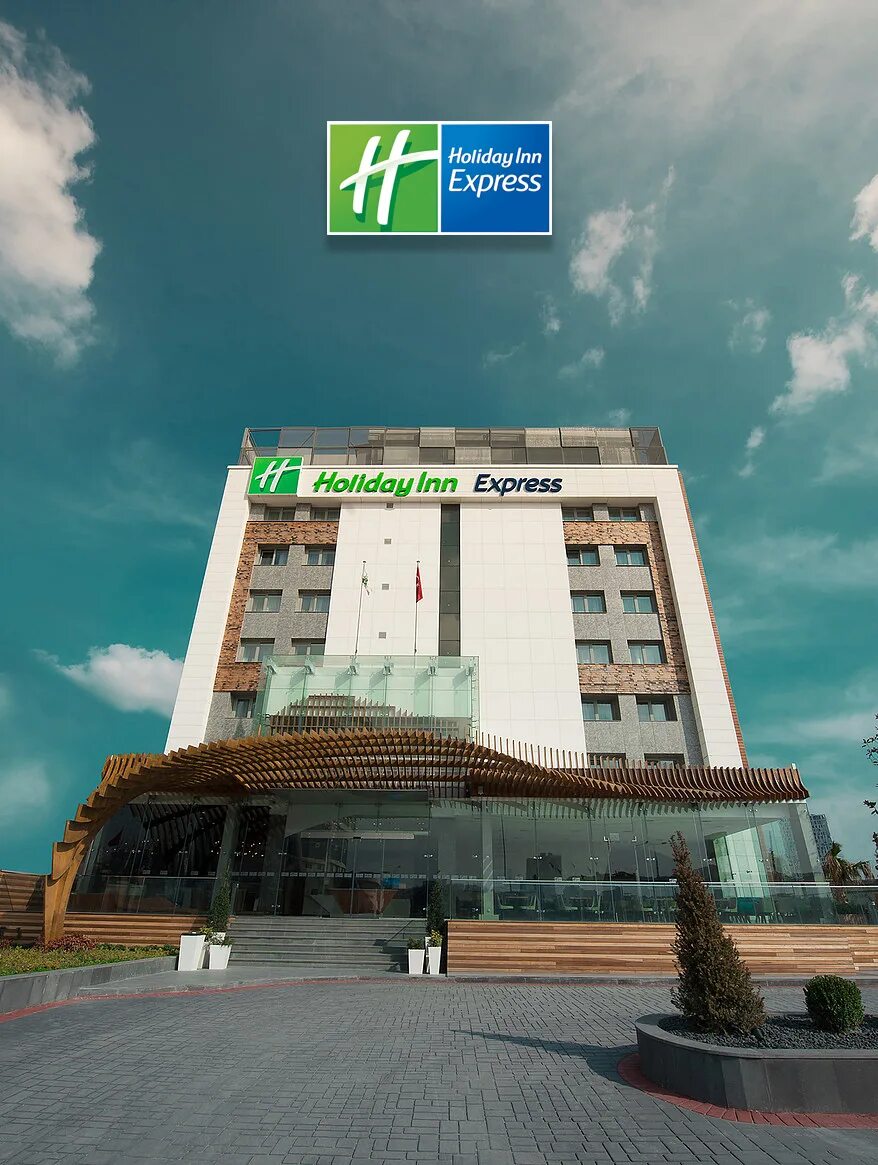 Holiday Inn Рижская. Холидей ИНН Москва Сокольники. Новосибирск Holiday Inn. Набережная Holiday Inn.