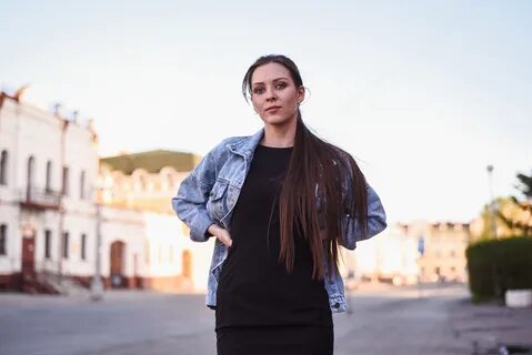 Анастасию плотникову
