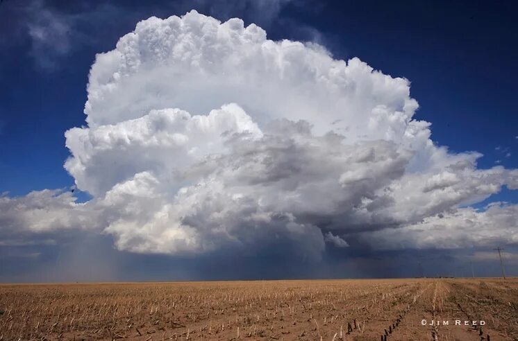 Фото на тему погода. Климатические явления арты. Фото необычных явлений в небе. Фото облаков на длинной выдержке.