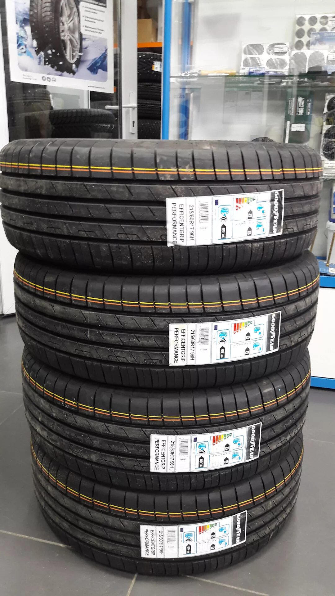 Goodyear efficientgrip performance r17. Goodyear efficientgrip performance 2 21560 r17 96h. goodyear efficientgrip performance 2 21555 r17. goodyear 21560r17 effigrip perfomance 2 96h. goodyear efficientgrip performance 2 21550 r17 91w.