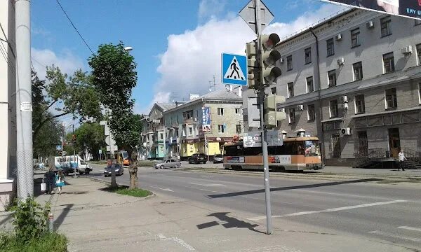 Ул куйбышева д 1. Домино пермь. куйбышева 85 пермь. торговый центр домино пермь. улица куйбышева 85.