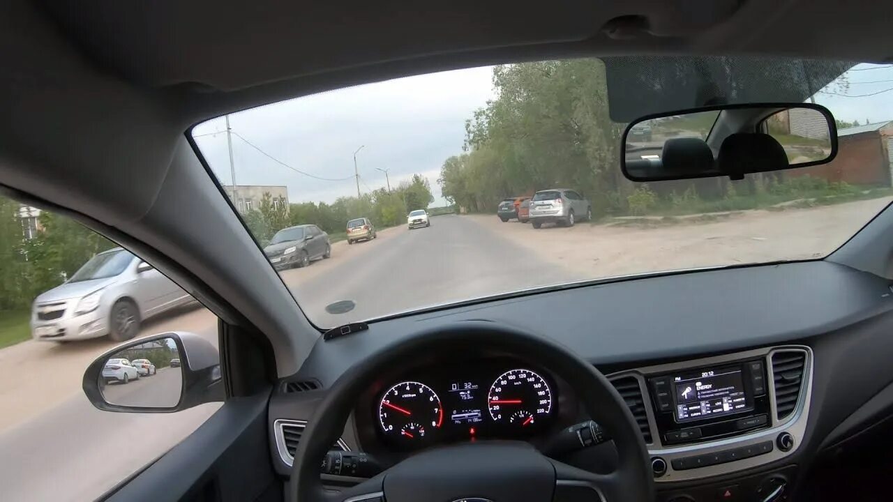 Hyundai Солярис Test Drive. Hyundai Solaris pov Test Drive. Акцент Солярис маршрутка. Водитель из драйва.