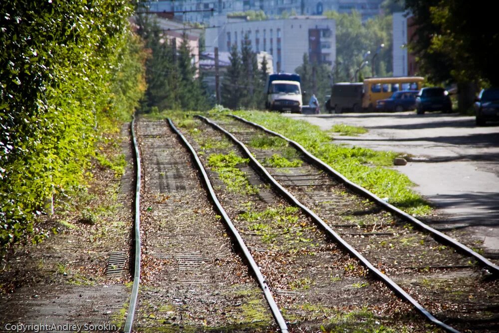 Рельсы для трамвайных путей. Трамвайные пути слушать. Рельсы трамвая. Трамвайные пути люберцы. Трамвайные пути слушать.