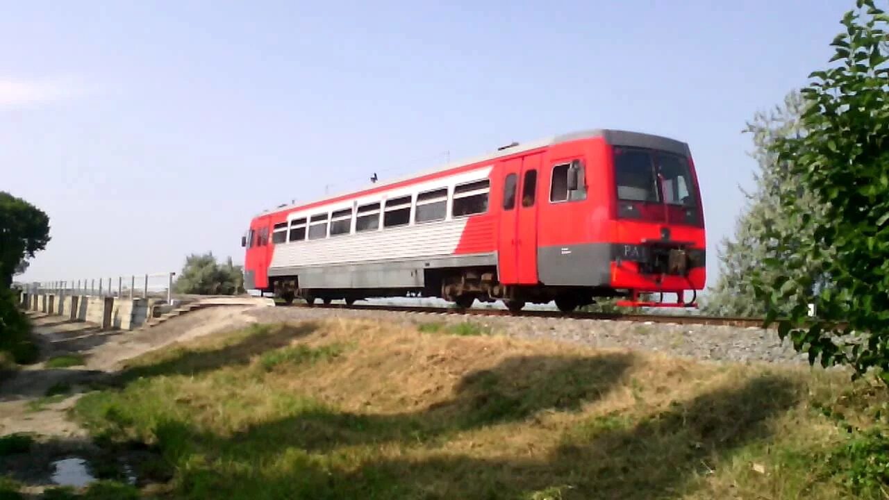 Поезд Староминская Ейск. Электричка Ейск Староминская-Ейск. Электричка Ейск Староминская. Староминская станция Ейск. Электричка староминская ростов на дону сегодня