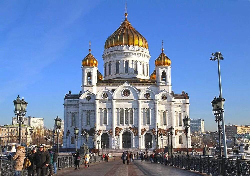 памятники культуры в москве храм христа спасителя. белый храм в москве христа спасителя. москва. храм христа спасителя снаружи. московский храм христа спасителя.