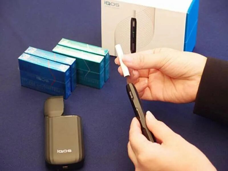 Айкос нюхаешь. Айкос 1.1. новый айкос 4. айкос люмия 4поколение. айкос со сменным картриджем.