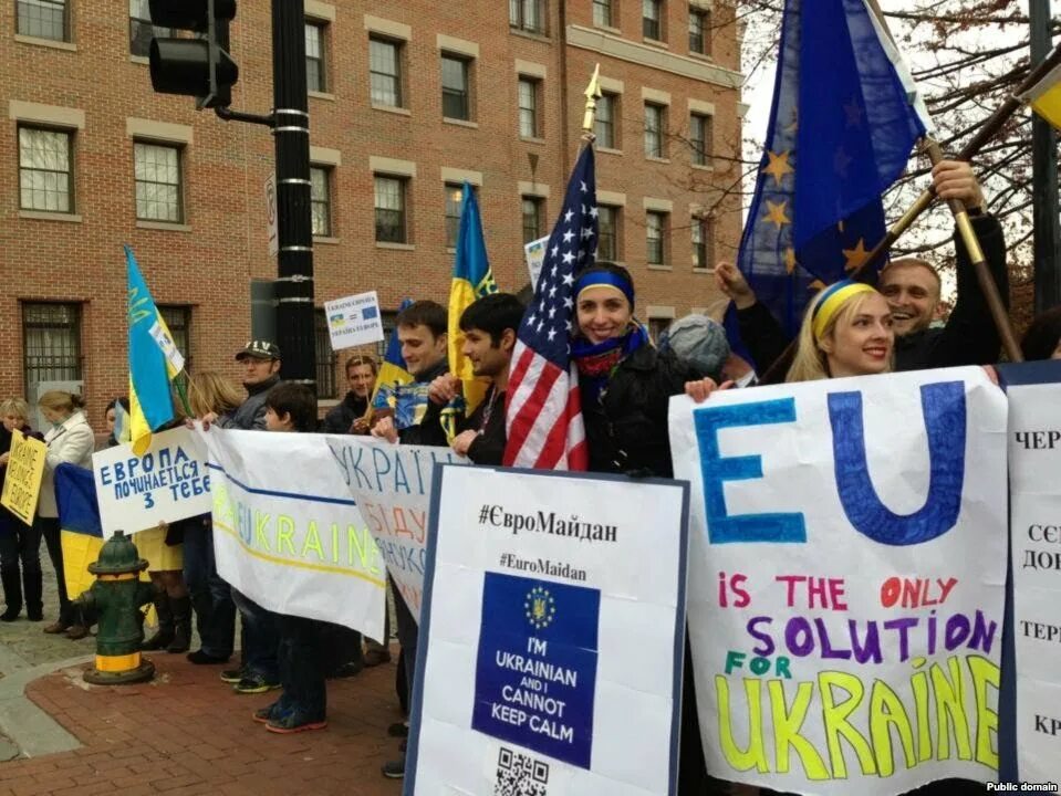 Сторонники евроинтеграции. Freedom Ukraine. USA support Ukraine.