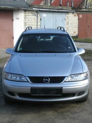 Опель вектра б 2001 год. Opel Vectra b 2001 универсал. Опель Вектра 2001. Опель Вектра 2001 универсал. Опель Вектра 2001 года.