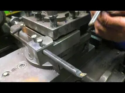 Вылет резца из резцедержателя