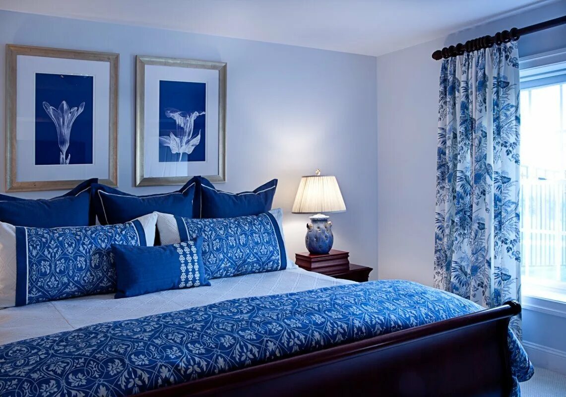 Красивые синие комнаты. Спальня в синих тонах. Спальня в синем цвете. Спальня в бело синем цвете. Спальня в зимних тонах.