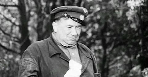 Дедушка макарыч