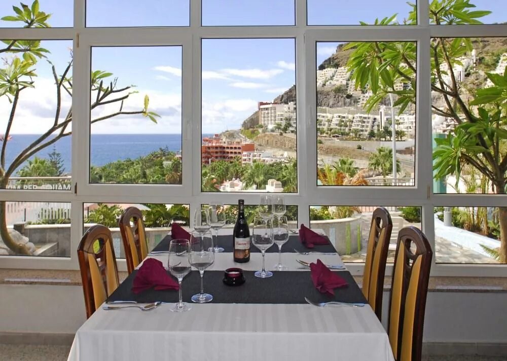 Отель Lucano Гран Канария фото. Rivoli Hotel Gran Canaria. Курасол. Hestia Restaurant Gran Canaria.