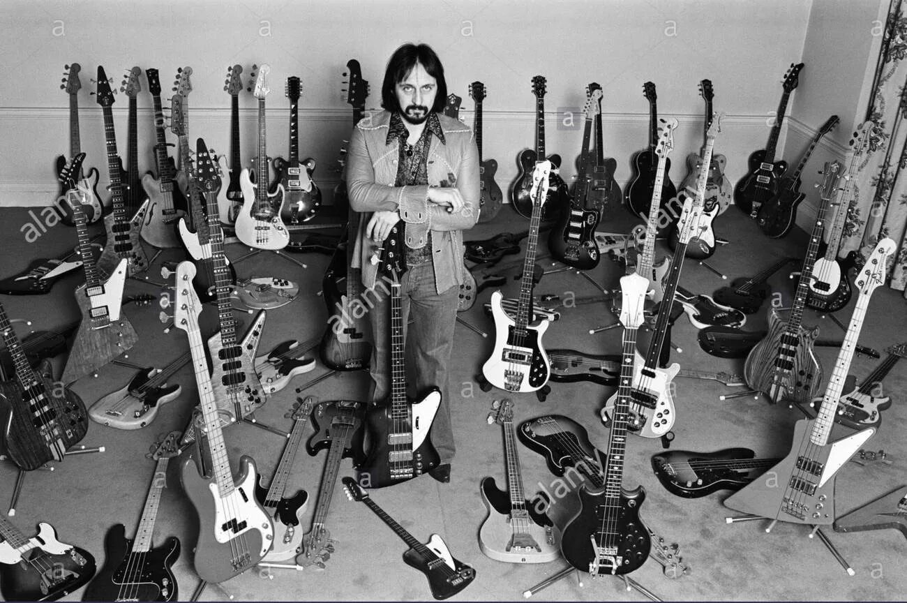 According to the text edward entwistle. John entwistle. басист the who. джон энтвистл the who. john entwistle basses.