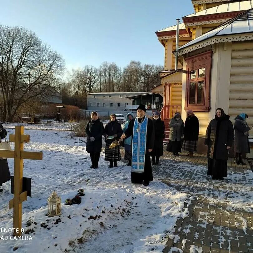 богослужение в храме долгопрудный