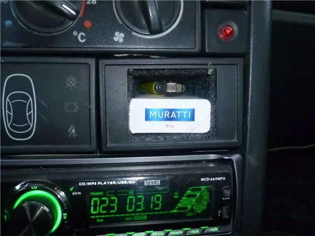 Часы ваз 21 10. Штатные часы ваз 2110. лампочки бк ваз 2112. часы на панель ваз 2110. заглушка часов 2110.