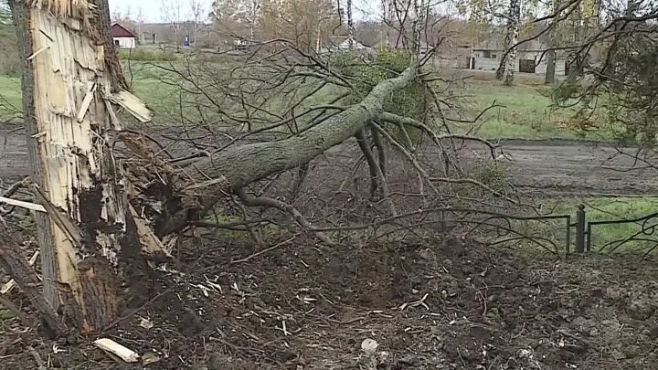 Обстреленные села Белгородской области. Обстрел Белгородской области. Обстрел село Графское Белгородская область. Красное Белгородская область обстрелы. Никольское белгородская область обстрел