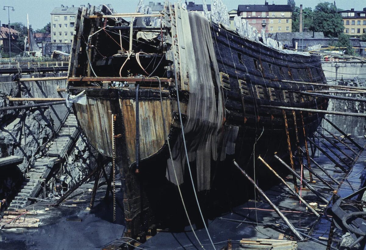 Почему не было кораблей. Шведский военный корабль vasa. Корабль vasa 1628. Васа, vasa корабль поднятие. Шведский военный корабль "Васа" подъем.