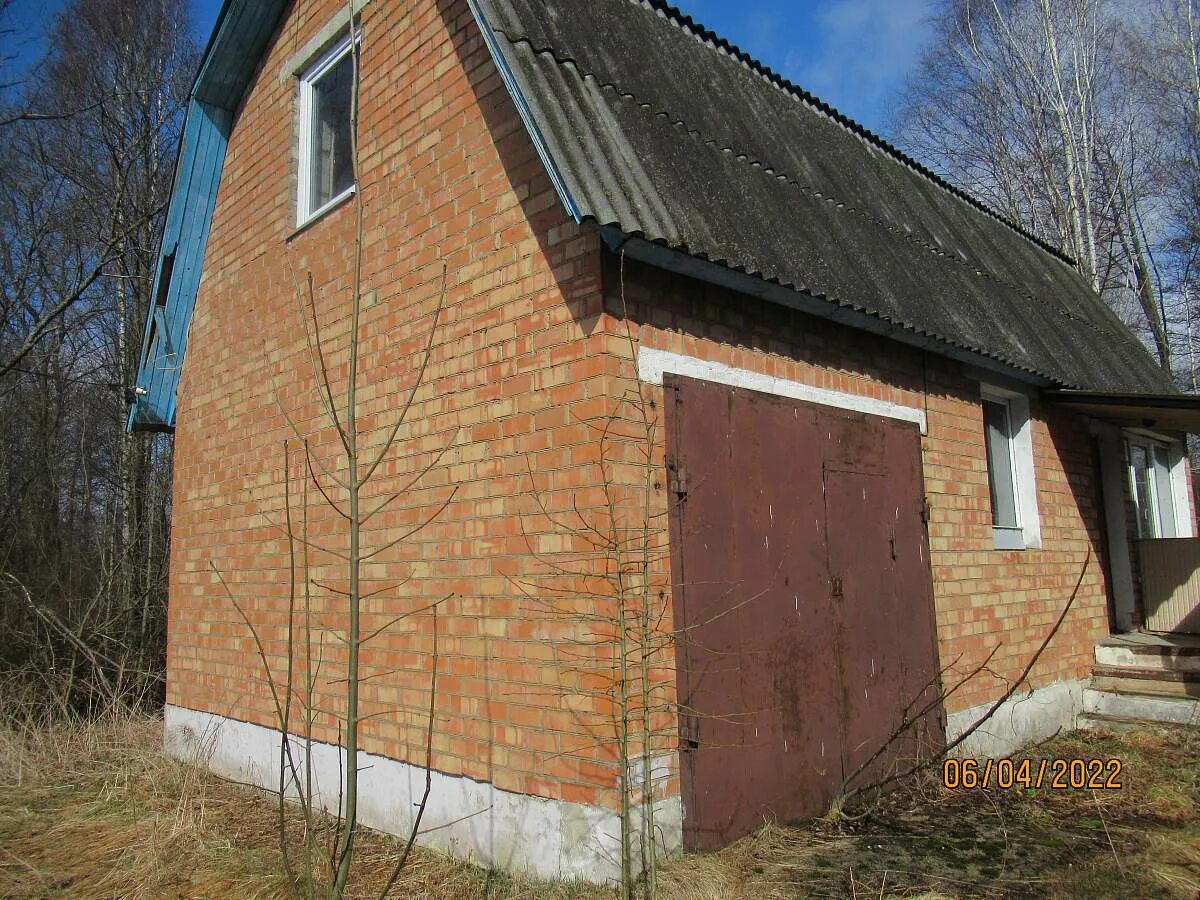 Дешевый домик в деревне. Д. пасынки, д. 13. Минская область Мядельский р-н Нарочский с/с д пасынки д 13. Деревня долгое.