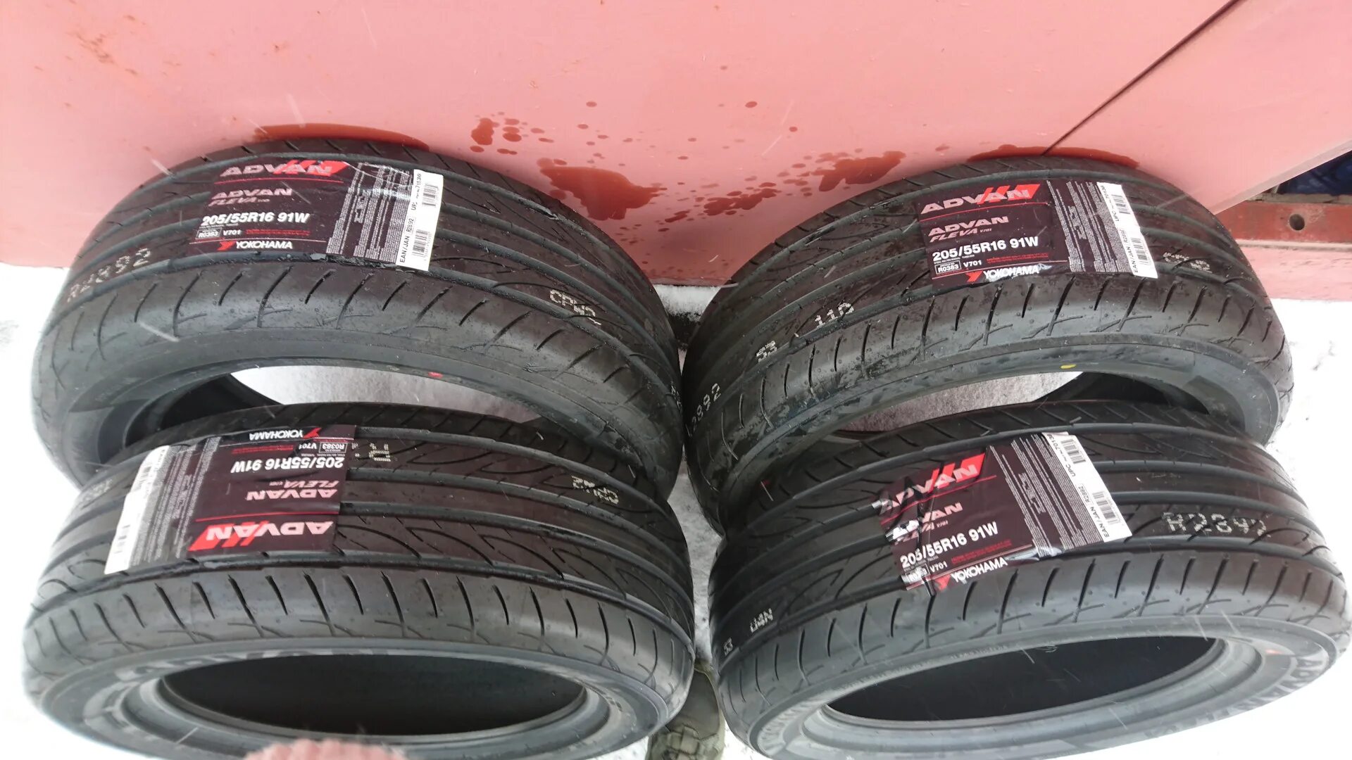 Yokohama Advan Fleva v701 205/55 r16. Yokohama Advan Fleva 205/55 r16. Yokohama 701 Advan. Адван Флева 701 205 55 16.