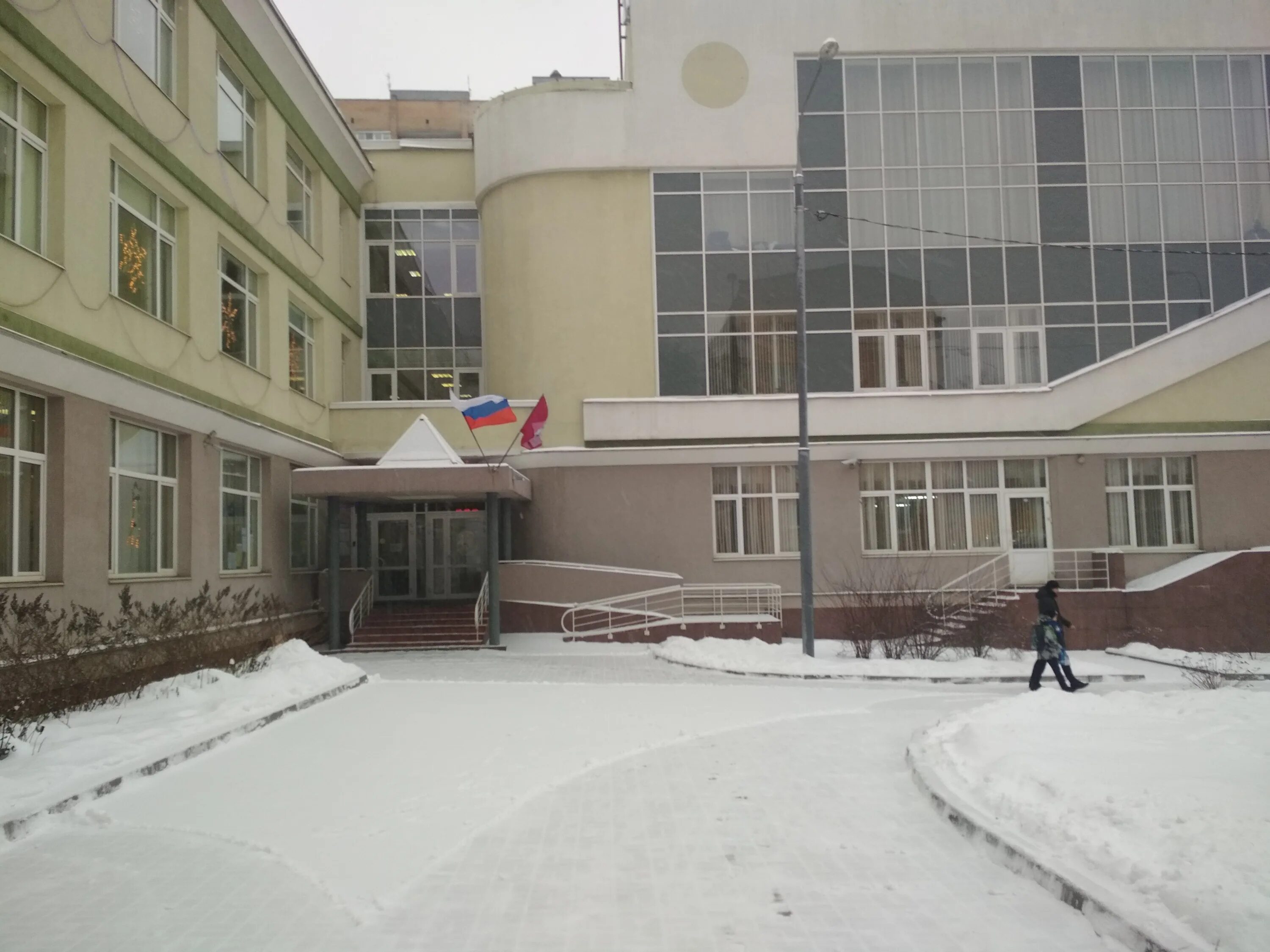 Школа 446 москва старое здание. Москва школа 1530 школа ломоносова на стромынке. Школа 1530 ломоносова стромынка. Школа 378. Школа 1530 ломоносова стромынка.