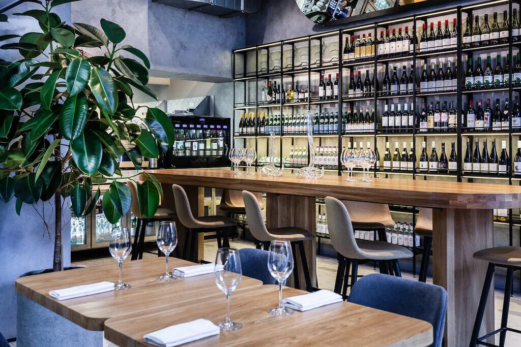 Grape wine kitchen ресторан. Салат с тунцом как в ресторане. Grape wine kitchen ресторан москва. Блюда ресторана салаты. Grape wine kitchen ресторан.