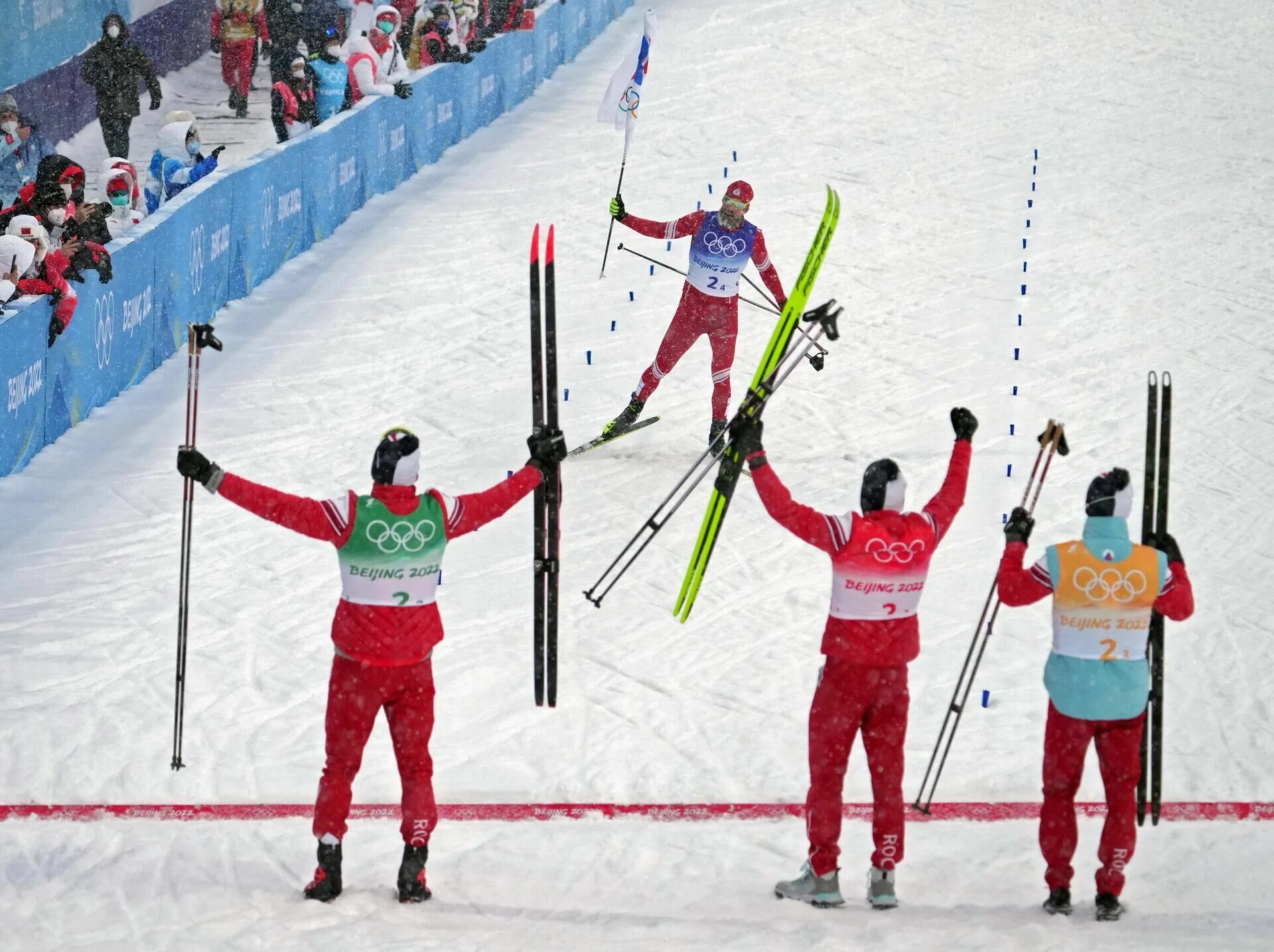 Лыжный спорт в олимпийском движении. Лыжные гонки эстафета мужчины Пекин 2022.