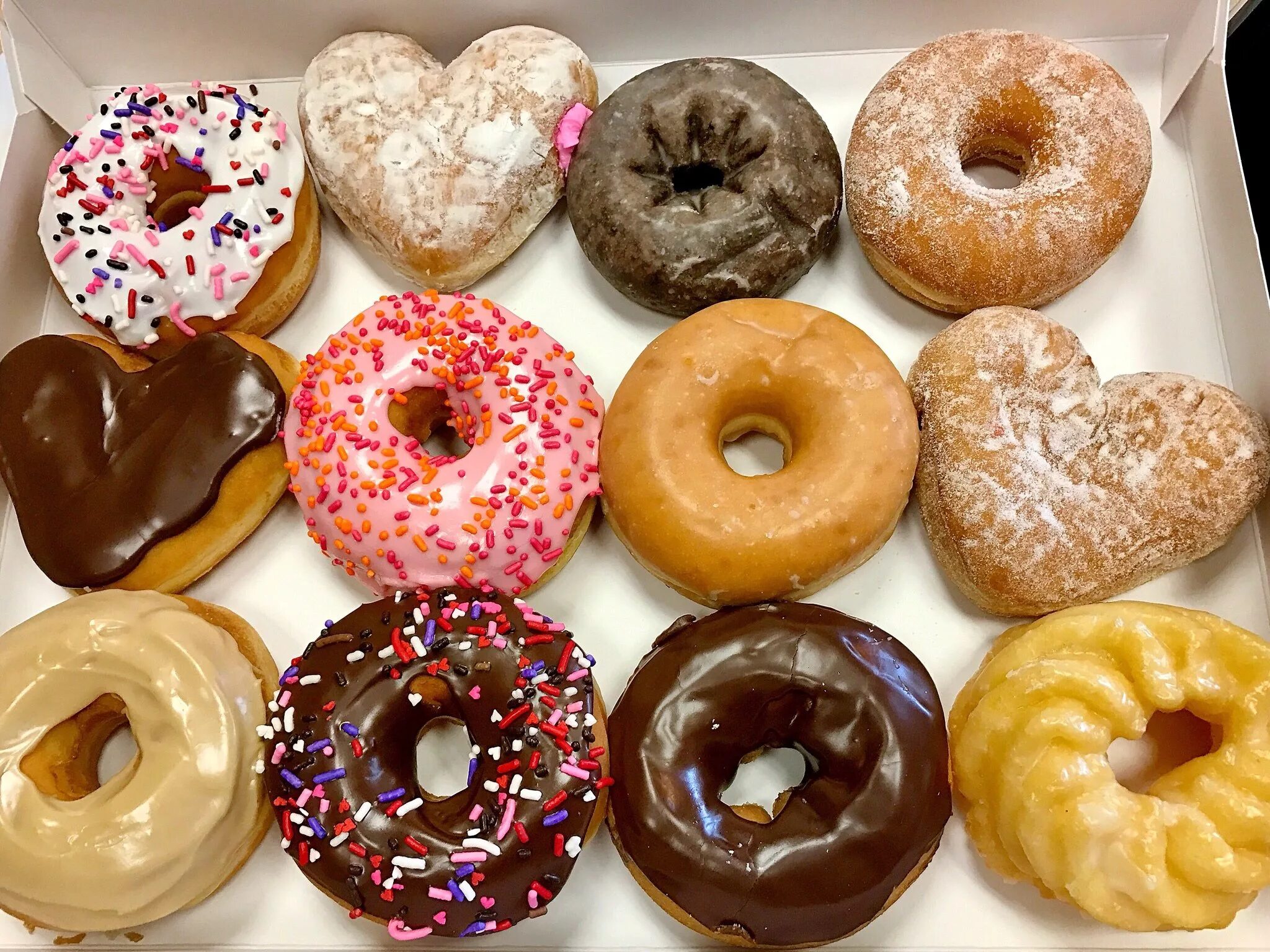 Пончики донатс. Как сделать разные донаты. Как сделать разные донаты. Пончики донатсы фацер. Bakerton донаты.