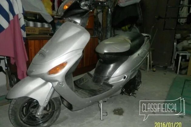 Мопед авито. Скутер за 20000. Скутер за 20000. Nexus xr скутер 50 кубов. Авито калужская область скутер.
