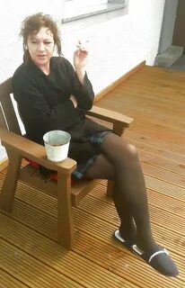Hausfrau in Strumpfhose - Photo #12.