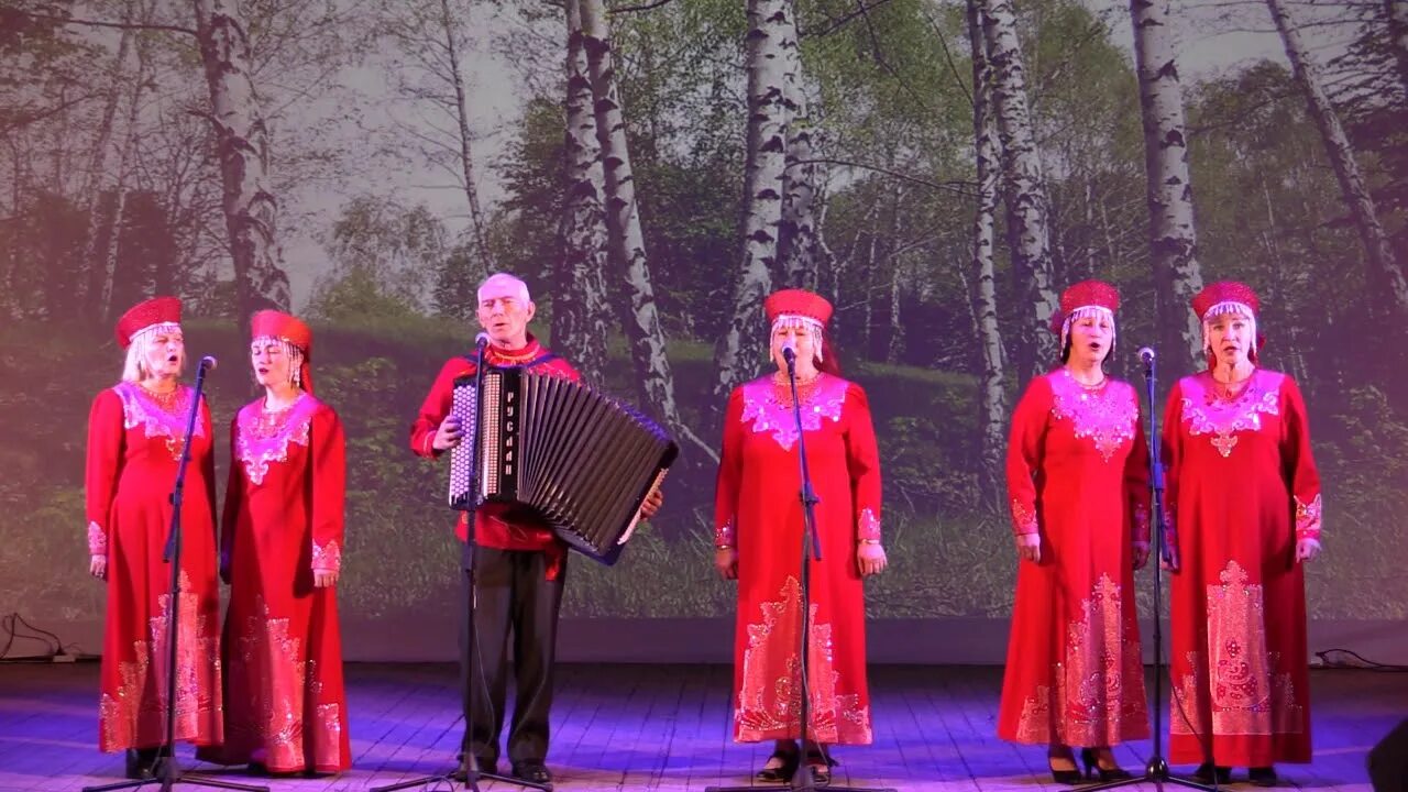 Полюшко поле слушать. Ансамбль красная звезда. Песни ансамбль полюшко. Инза концерт атамана. Песни ансамбль полюшко.