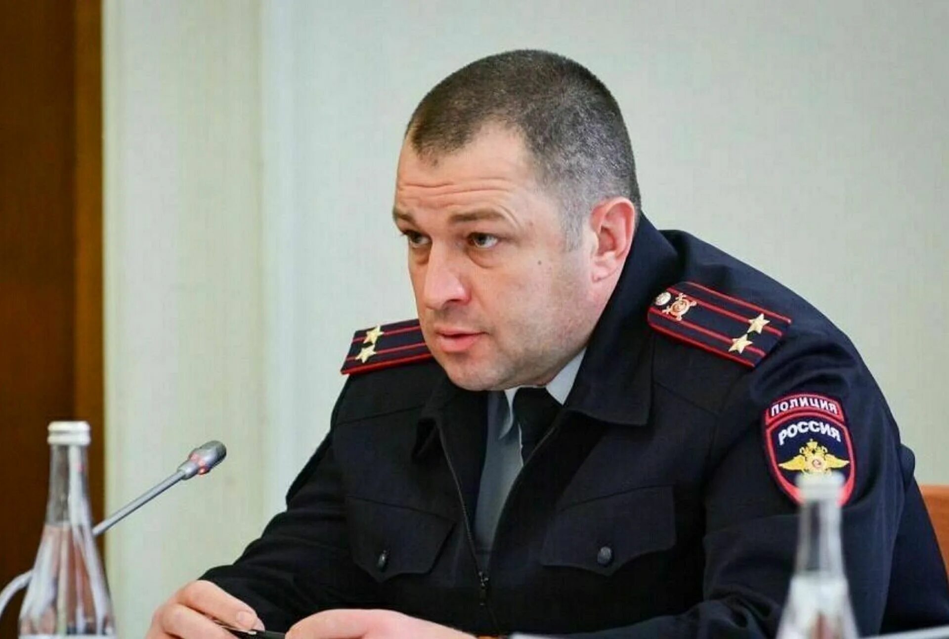 сотрудник фссп. менжинского 2 ростов-на-дону судебные приставы. у судебных приставов ростов на дону железнодорожный район.