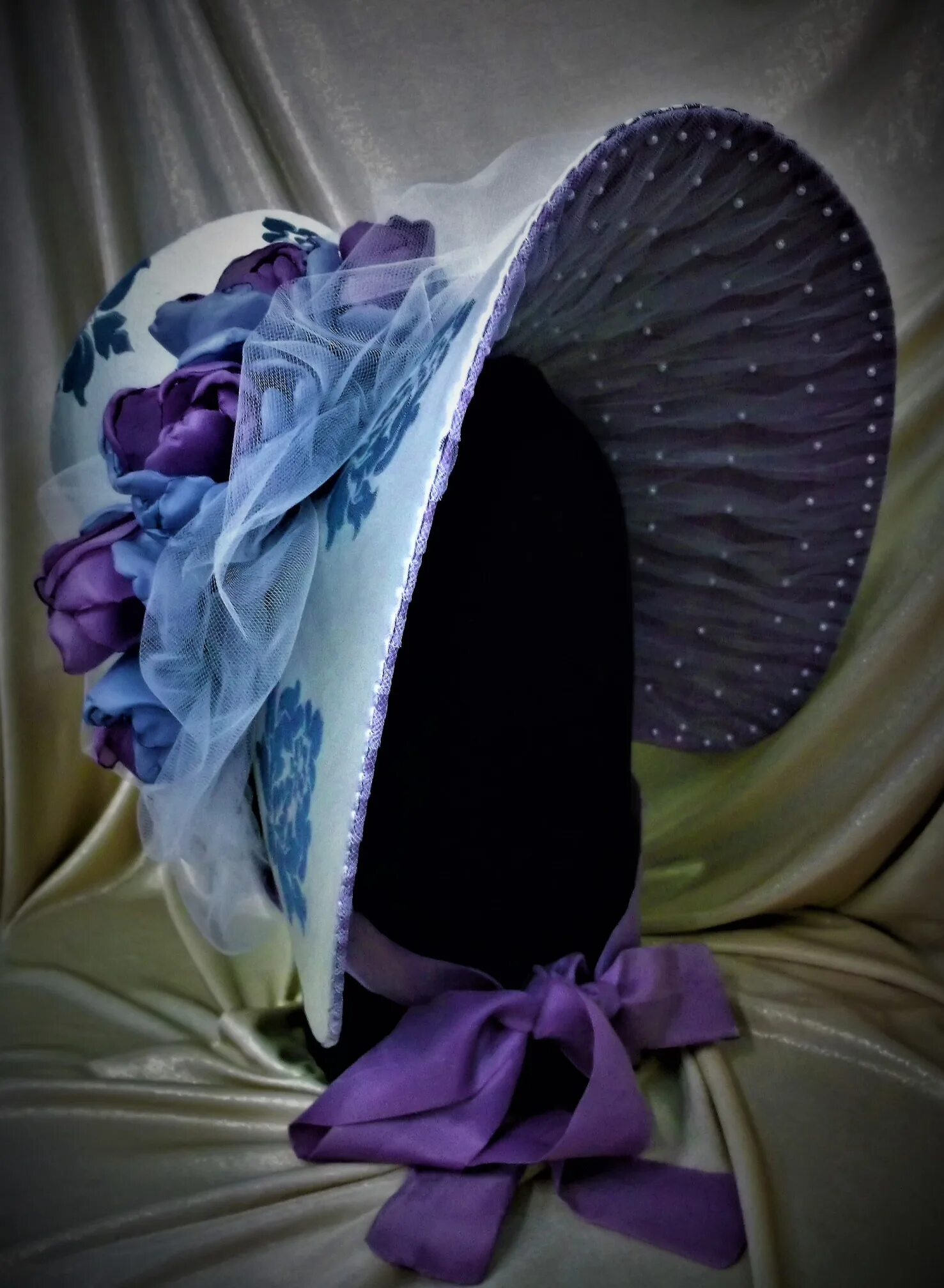 Шляпа капор. Шляпка капор 19 век. Шляпа чепец. Капор боннет. Шляпка капор.