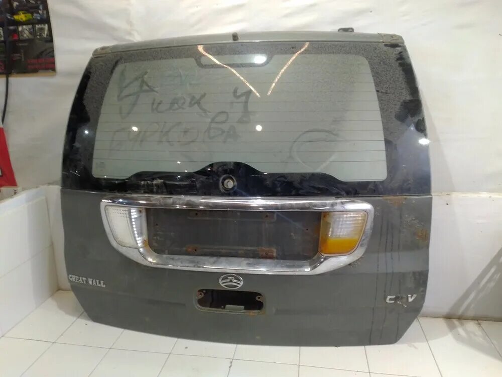 Great wall hover h3 new дверь задка. Great wall cc6461km29. 6301000k00. Грейт вол дверь багажника. Багажник на дверь багажника.