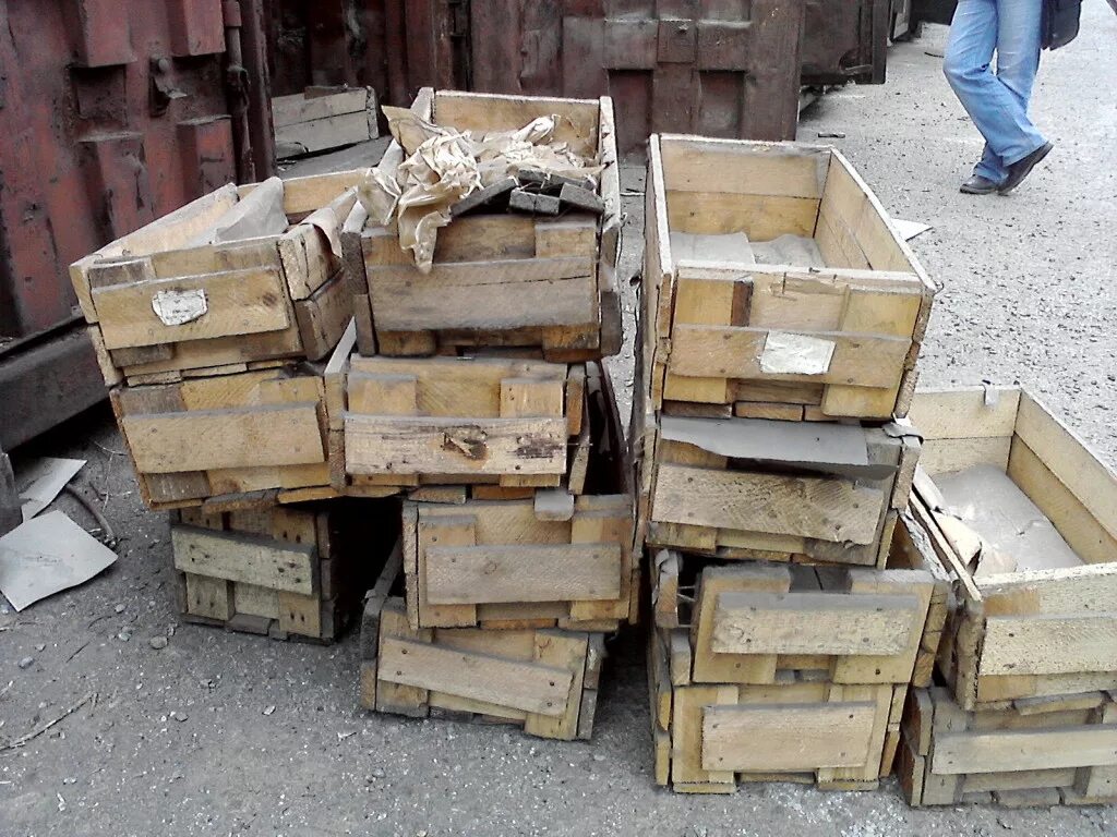 Ящик деревянный складской. Ящик для метизов деревянный.
