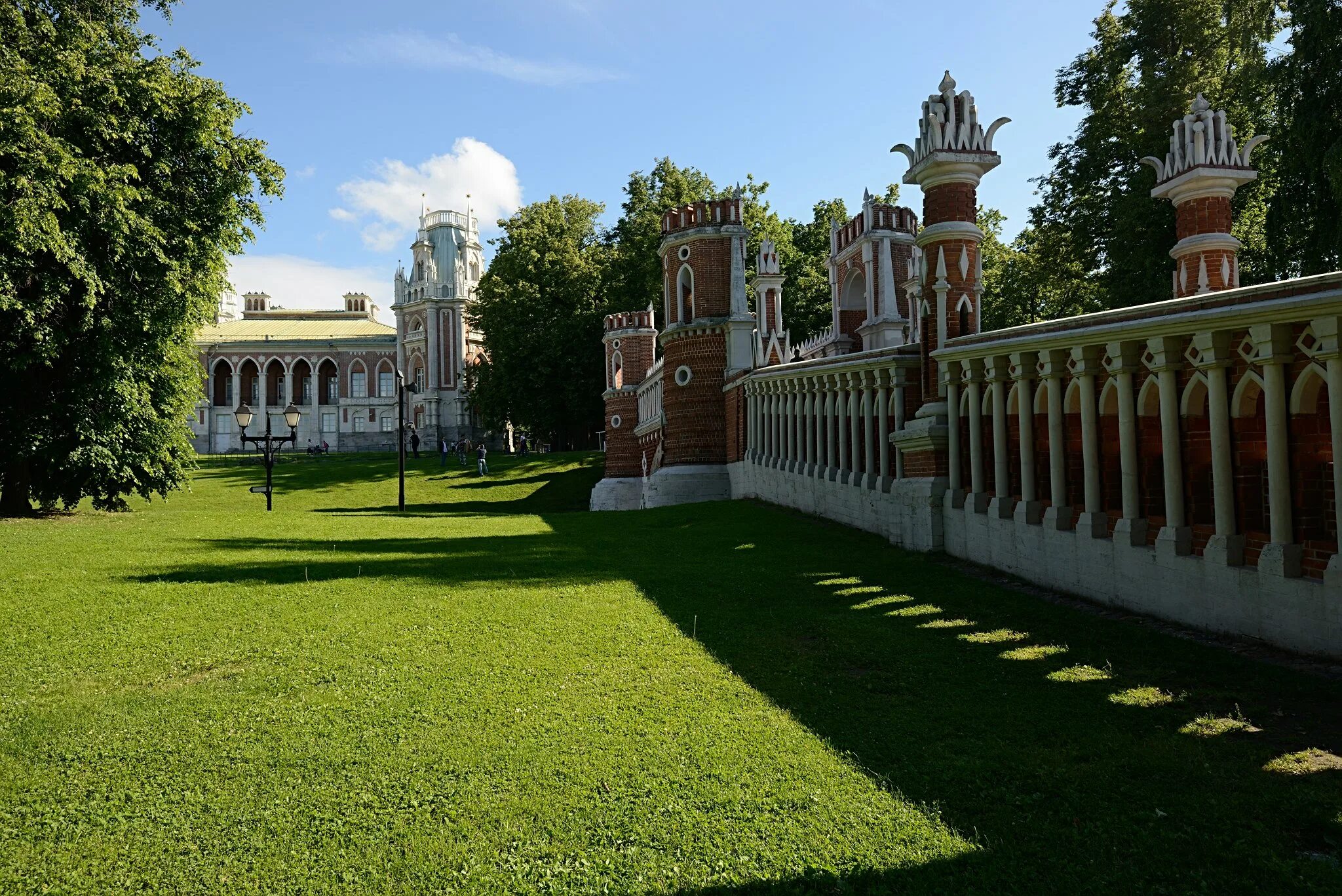 Работа парка царицыно. Царицыно (дворцово-парковый ансамбль). Парк заповедник Царицыно. Садово-парковый ансамбль Царицыно. Дворцово-парковый ансамбль Царицыно 2021.